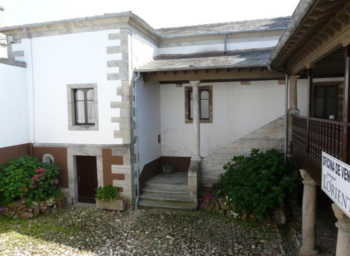Fotografía del Palacio del Marqués de Santa Cruz de Castropol