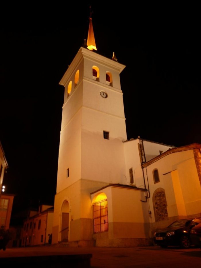 Fotografía de la Iglesia Parroquial de Santiago de Castropol