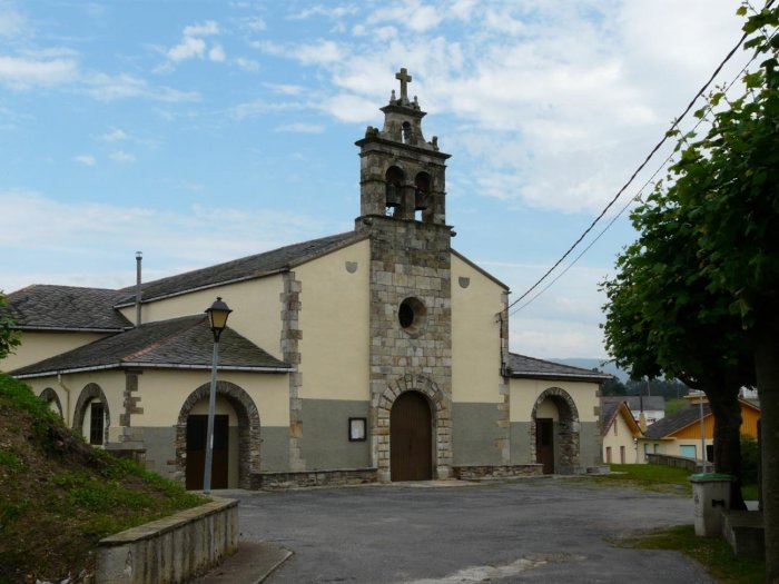 Fotografía de la Iglesia Parroquial de San Esteban de Barres